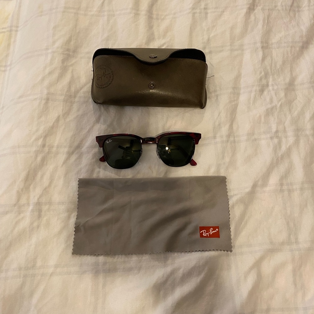 Ray-Ban Clubmaster Classic Tortoise New without Tags